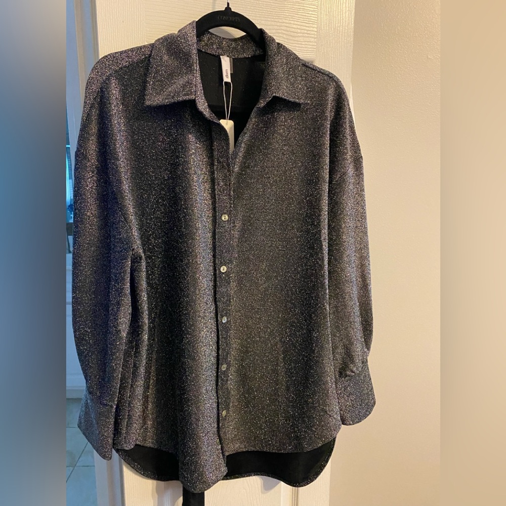 Glam NWT holiday party shirt